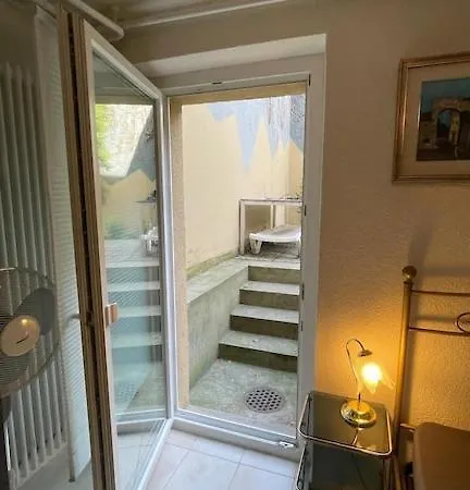 Comfy Bed Fast Wifi 3 Min To Rhein Basel