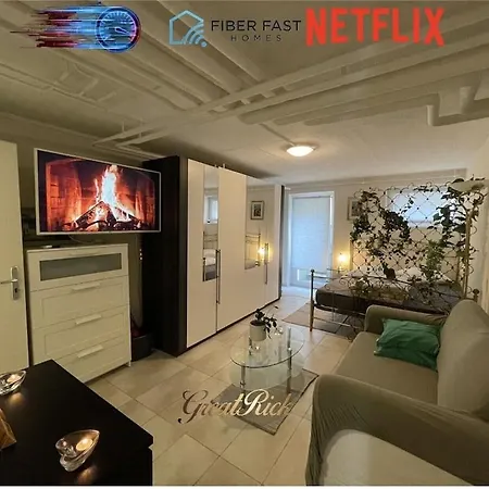 Comfy Bed Fast Wifi 3 Min To Rhein Basel