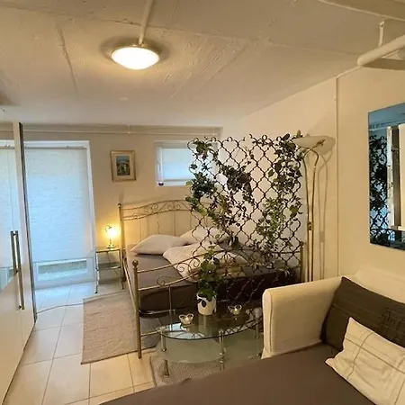 Comfy Bed Fast Wifi 3 Min To Rhein
